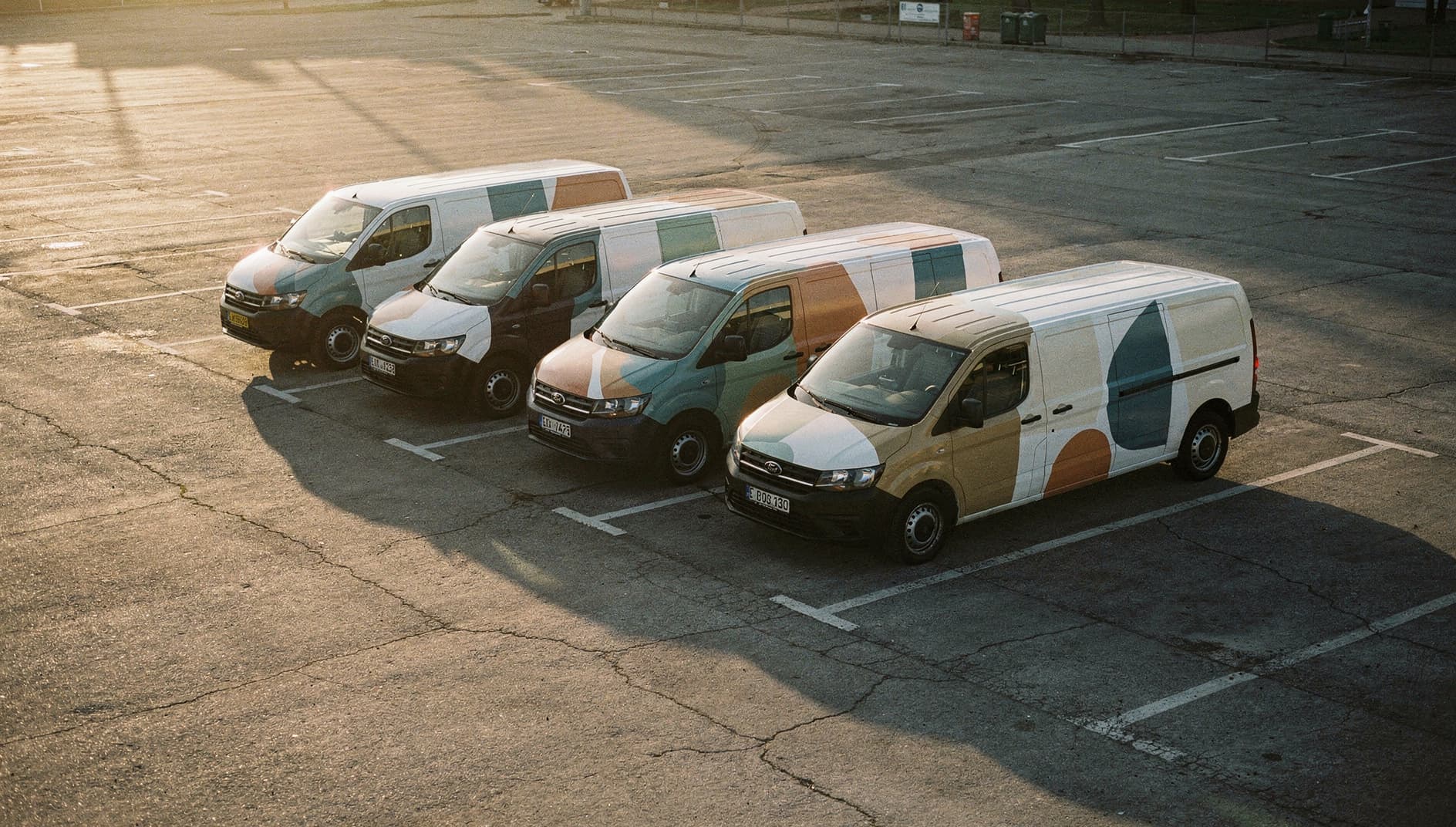 Mobile DOOH operators